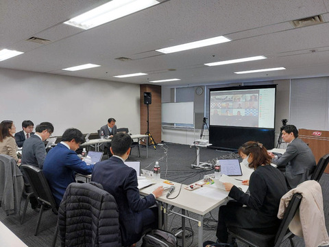 【厚労省】歩行「1日60分以上」、筋トレ「週2~3回」で健康に　国が推奨へ