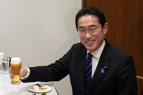 ついに「懐石メガネ」呼びも…岸田首相「懐石93万円、水炊き58万円」は高いのか論争「会議室でやれ」「居酒屋で会食はおかしい」 ★2