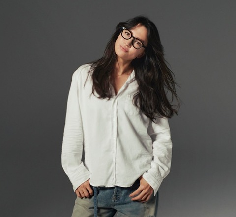 アンジェラ・アキが10年ぶり“再始動”、新曲など日本での活動再開を発表