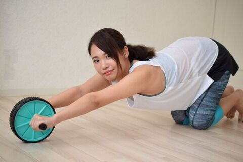 ワイ女、今日もジムでトレーニング　どんいめ？