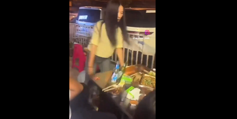 【動画】酔っ払い女さん、チー牛にご褒美をあげてしまう