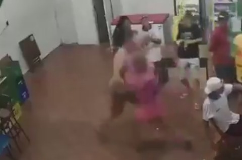 【閲覧注意⚠️動画】メキシコで素手の喧嘩をした結果