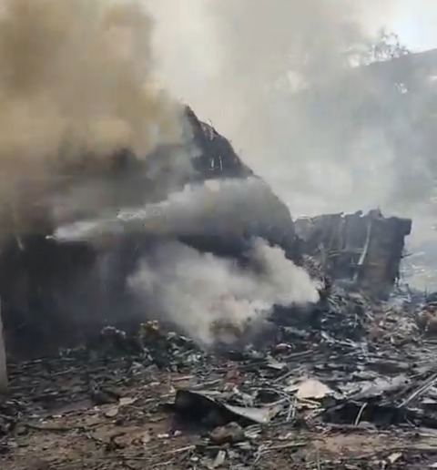【閲覧注意⚠️動画】インドで落ちた旅客機の墜落現場【グロ注意⚠️】