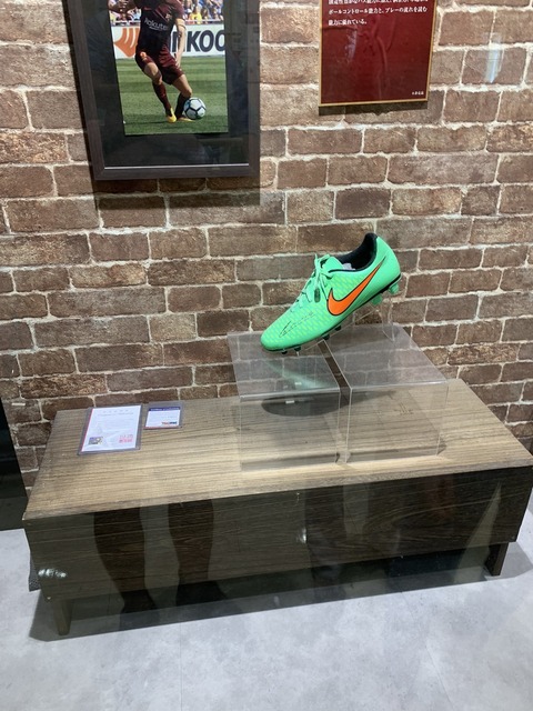 イニエスタゼビオJPG