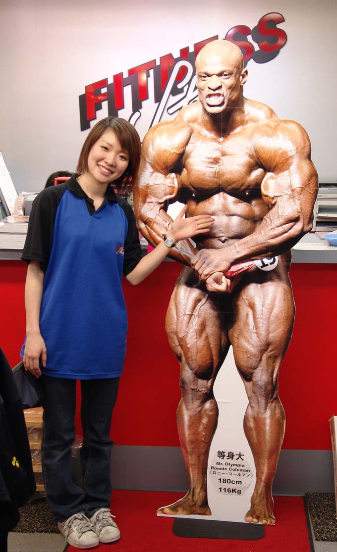 ロニー コールマン fsお茶の水店に現る Ironman Blog ロニー コールマン fsお茶の水店に現る Ironman Blog