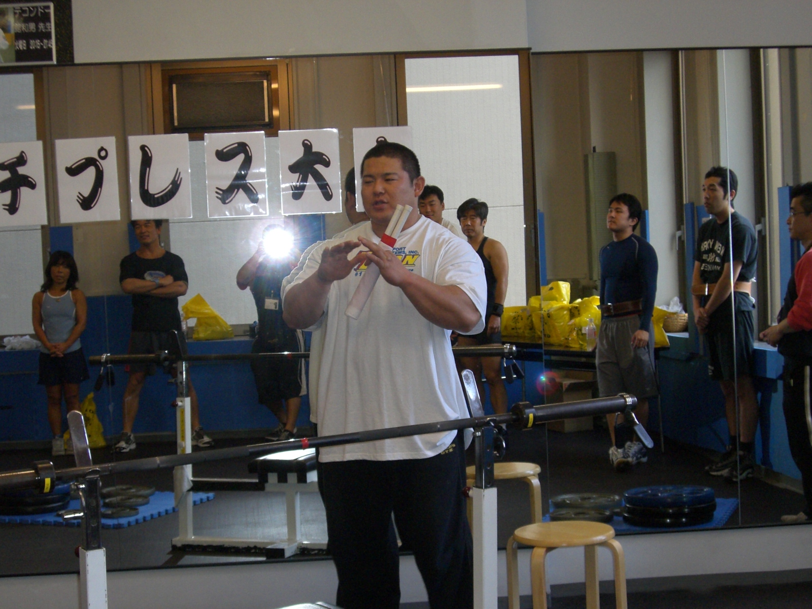 ベンチプレス大会 ゴールドジム神戸元町ぃ Ironman Blog