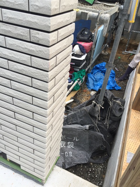 line_158341215507085