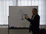 栢野さんチェック中