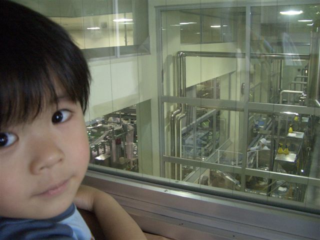 ヤクルト 京都工場 子供と遊ぼう
