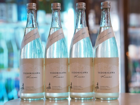 日本酒「TEDORIGAWA KASUMI」　ラッコが寝るときは。
