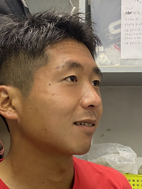 8A290AB3-DBE7-4766-9069-93ED7D9BAA3A