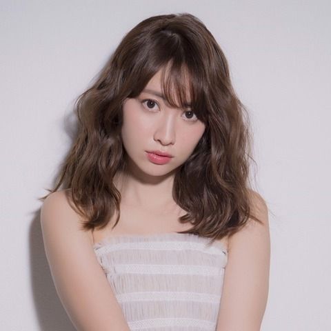 【検証画像】元AKB・小嶋陽菜、ハワイで披露したパーフェクトボディってよｗｗｗｗｗｗｗ