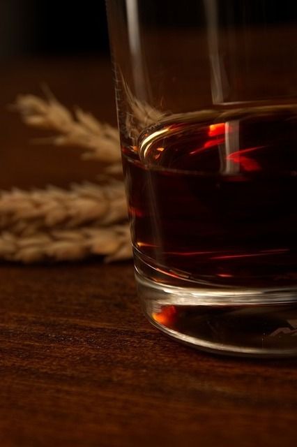 【ワロタｗ】　イオンのTOPVALUウイスキーを専門誌が批評してしまう　「たくあんと咳止めの味」