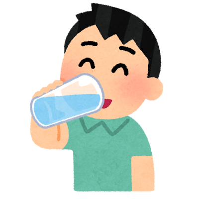樹脂の容器に入った水が臭すぎて飲めたもんじゃない・・・