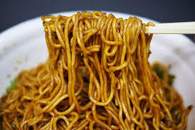 【グルメ】焼きそば「からしマヨついてるよ！お前らこれ好きだろ？」←これｗｗｗｗ