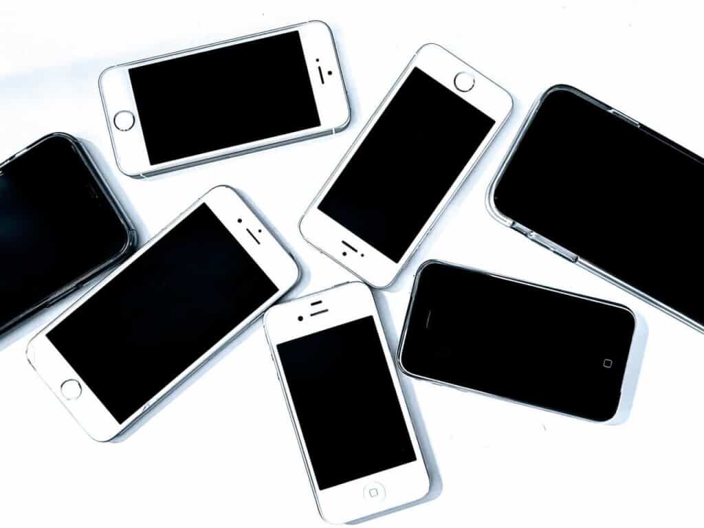 iPhone16「12.5万円です」　Pixel9「12.9万円です」　Xiaomi14TPro「11万円です」
