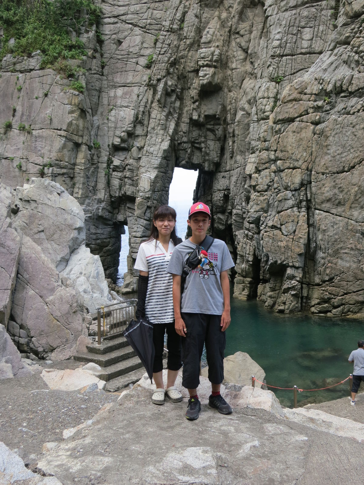 夏の家族旅行3 蘇洞門めぐり ｙuuくんのまいにち2 いつも笑顔で