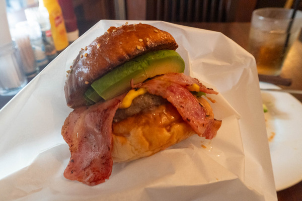 cornersgrill-24043017