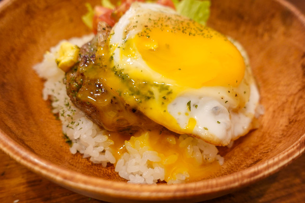mamideli-2403148