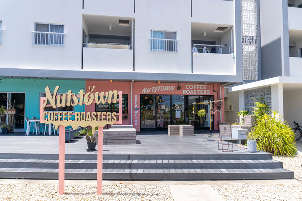 nutstown-23090524