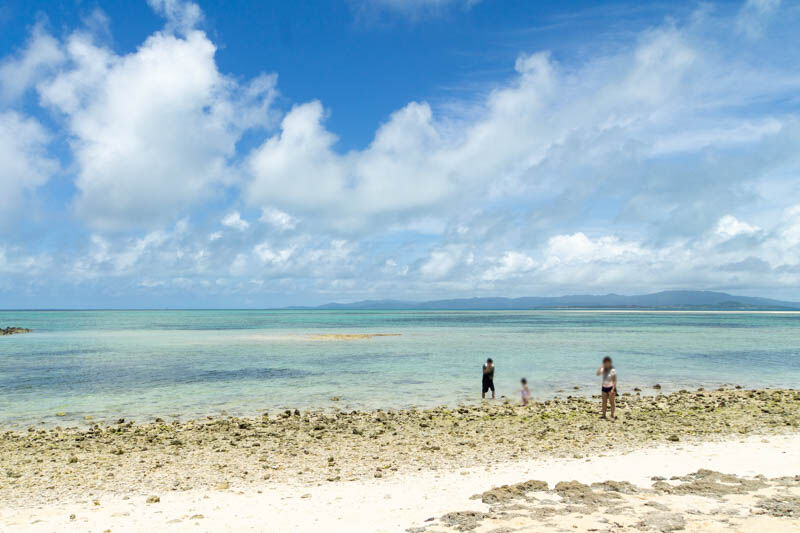 竹富島カイジ浜の星砂 カイジ浜【竹富島】 | 沖縄の石垣島・八重山諸島の観光