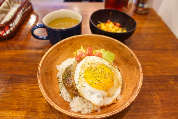 mamideli-2403146