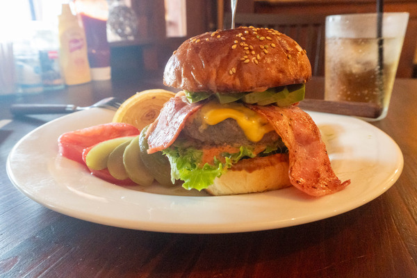 cornersgrill-24043014