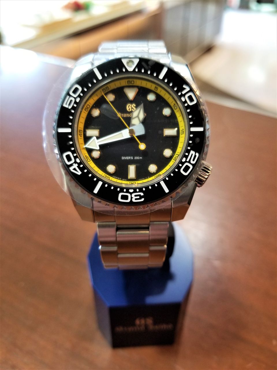 復活！！GSクォーツ ダイバーズウォッチ 数量限定800本 SBGX339