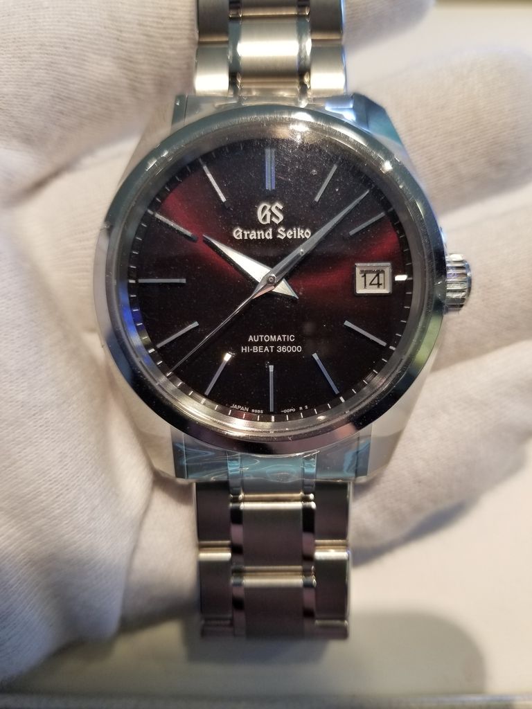 ブラウンの文字盤がダンディーなグランドセイコー SBGH245