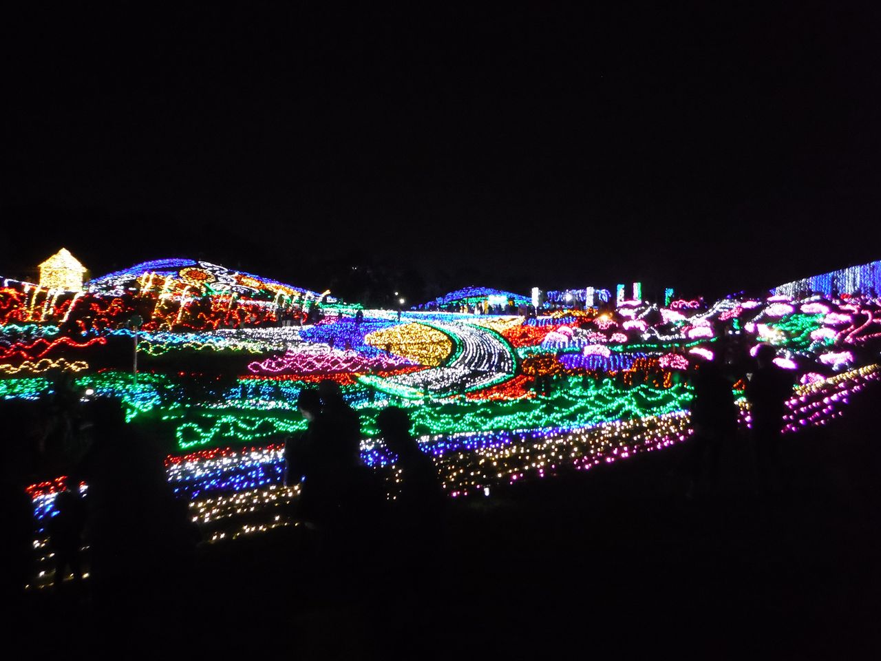 香川 満濃公園 イルミネーション ホッとステイまんのう キャンプ 3人家族