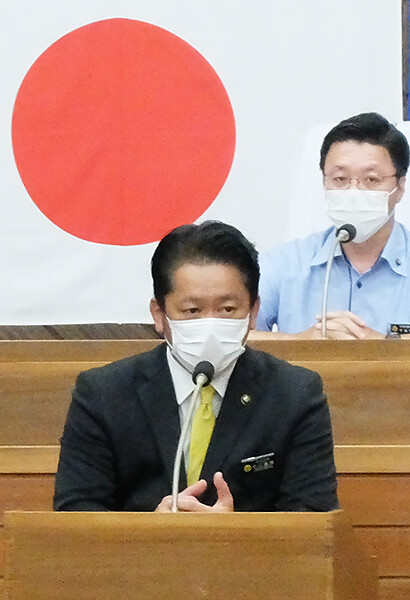 八重山毎日新聞020619登野城尖閣中山市長