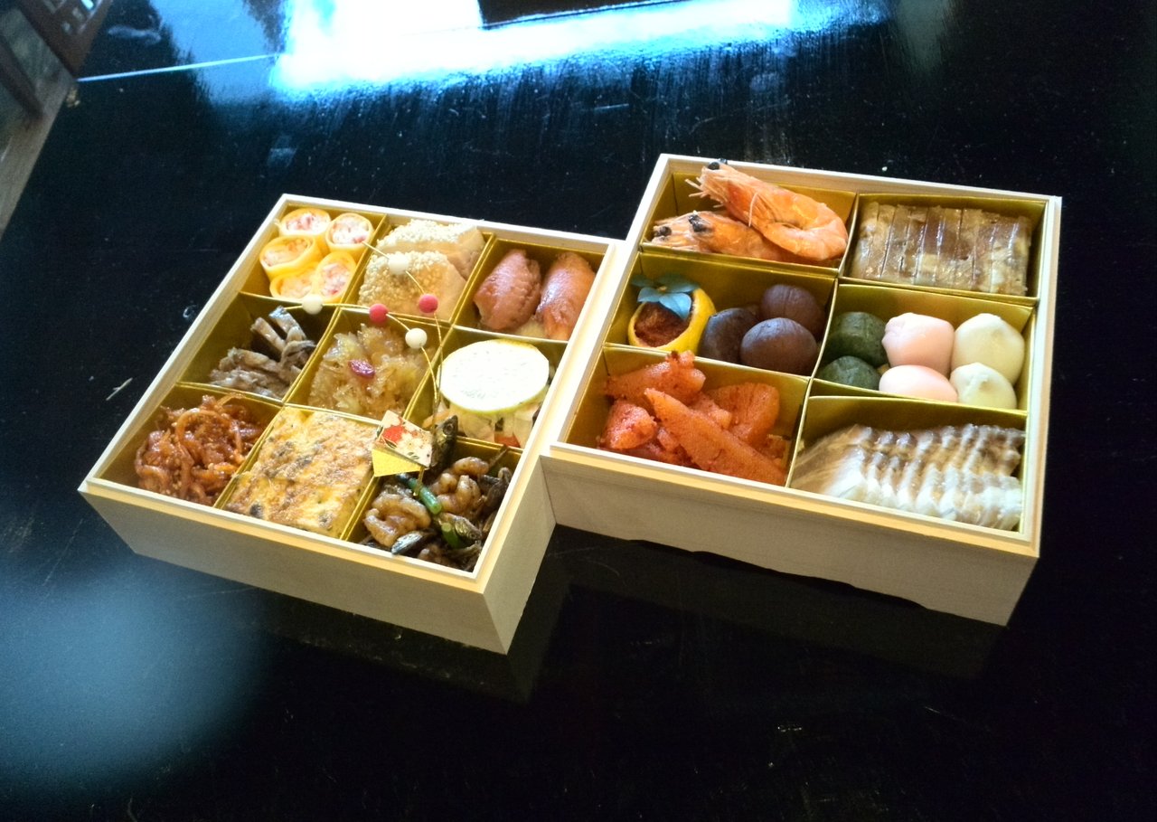 安寿の韓国風おせち料理とお正月用食材 韓国酒家 安寿 改め 華韓倭西 安寿 アンジュ の季節のメニュ