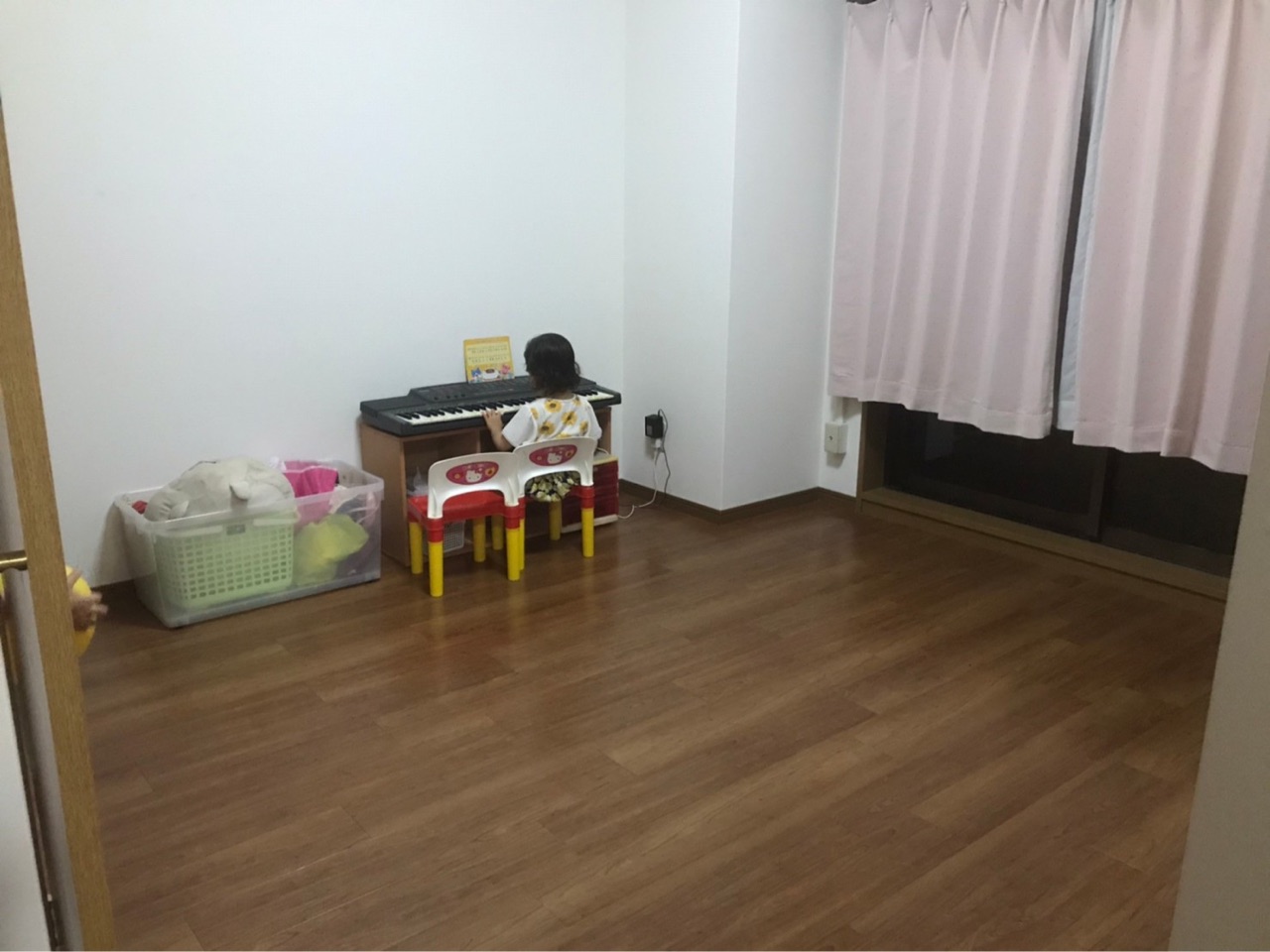 散らかり放題の子供部屋が一変 Ikea家具を使った三姉妹の個人スペースの作り方 片づけの向こう側 奇跡の3日片づけ 夢をかなえる7割収納 Powered By ライブドアブログ 散らかり放題の子供部屋が一変 Ikea家具を使った三姉妹の個人スペースの作り方 片づけの向こう側 奇跡の3日片づけ 夢をかなえる7割収納 Powered By ライブドアブログ