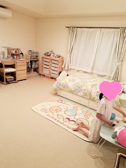 LINE_ALBUM_子供部屋(洋間3)_240515_2