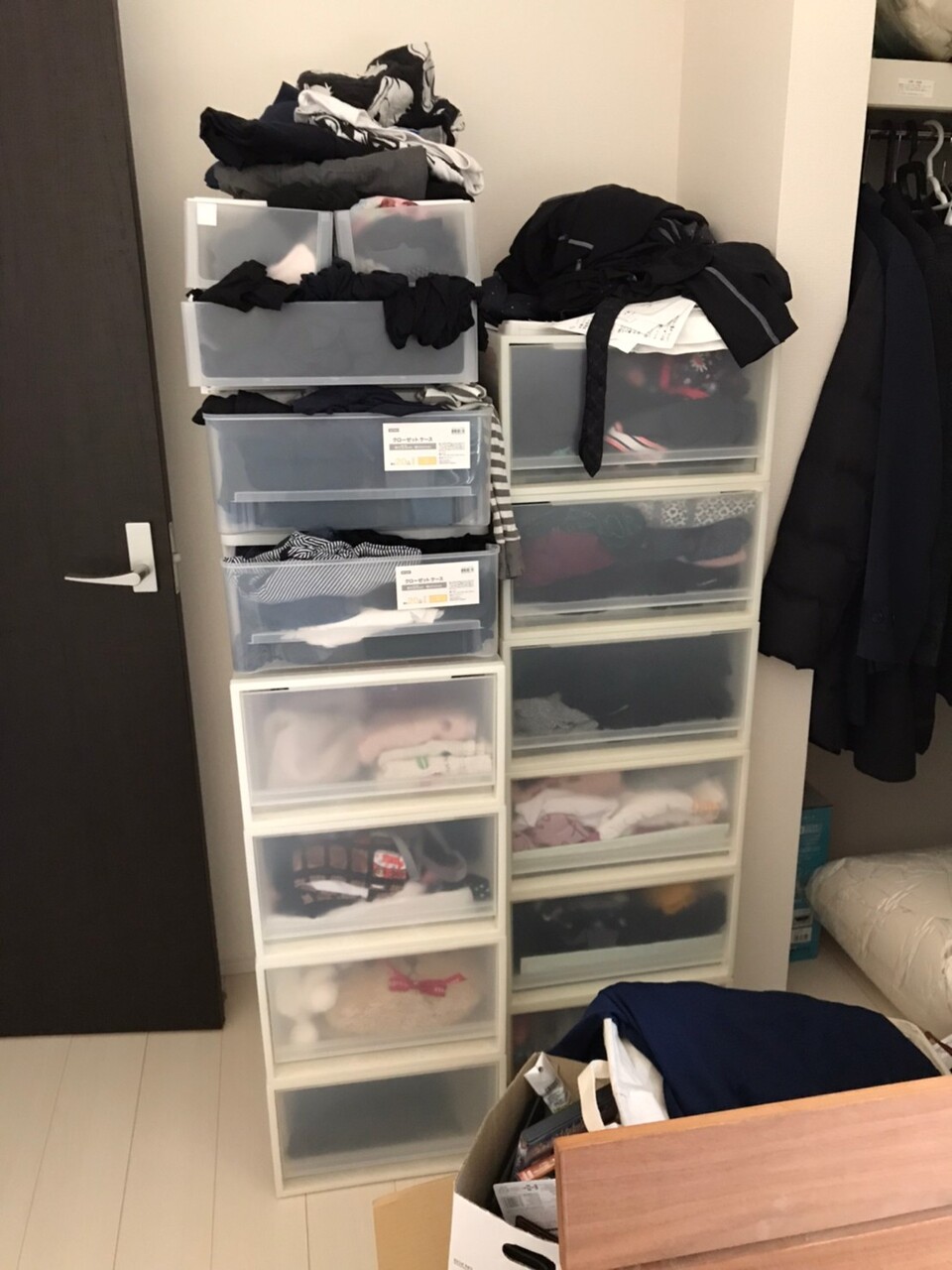 ごちゃごちゃのウォーキングクローゼットから すっきりクローゼットが完成するまでの4ステップ 片づけの向こう側 奇跡の3日片づけ 夢をかなえる7割収納 Powered By ライブドアブログ