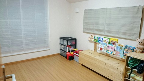 2階 洋室(6畳・バルコニー側)_180303_0010