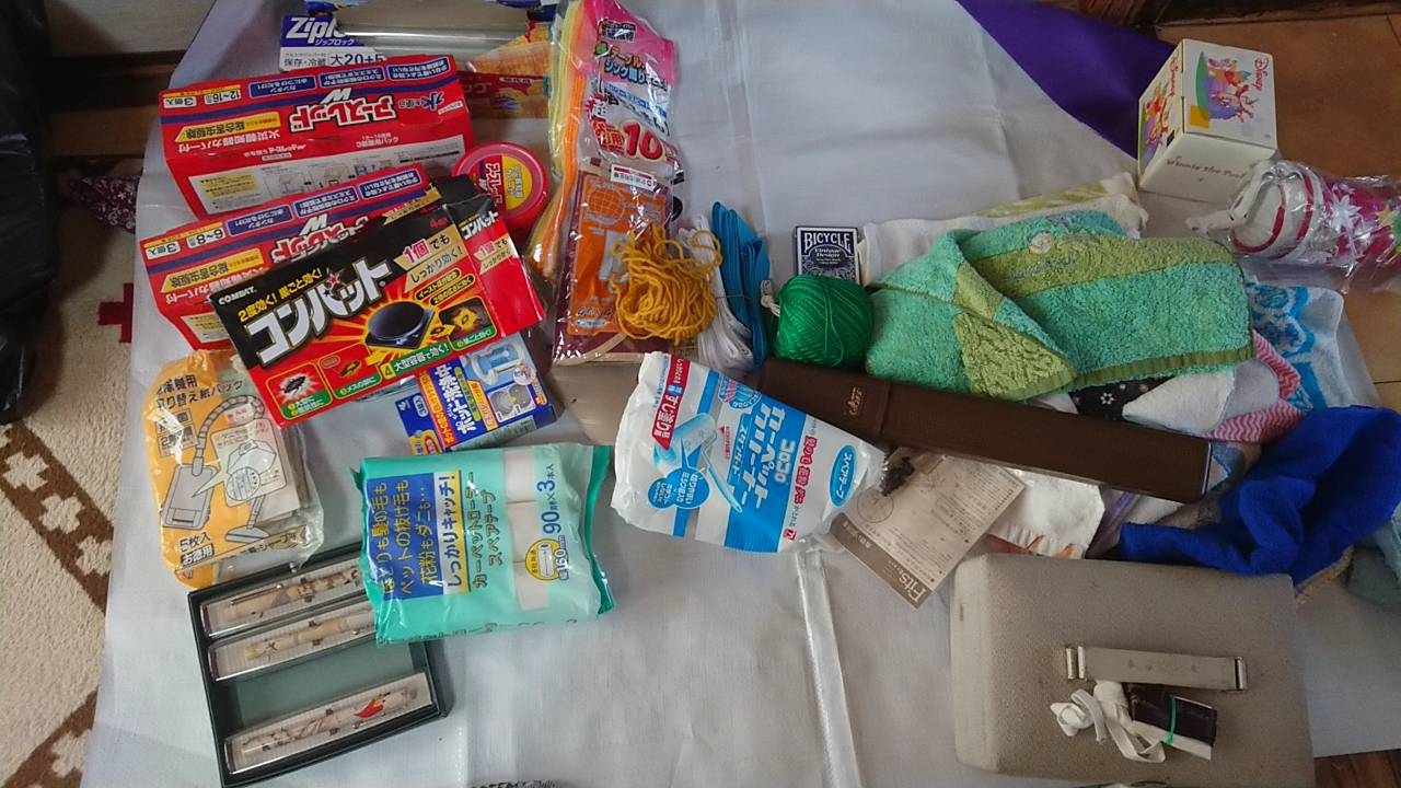 捨て方がわからないモノはどうする 片づけの向こう側 奇跡の3日片づけ 夢をかなえる7割収納 Powered By ライブドアブログ