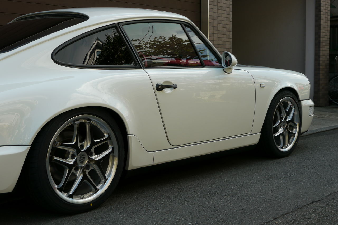 ポルシェ964専用 限定オリジナル18インチアルミホイール 新発売