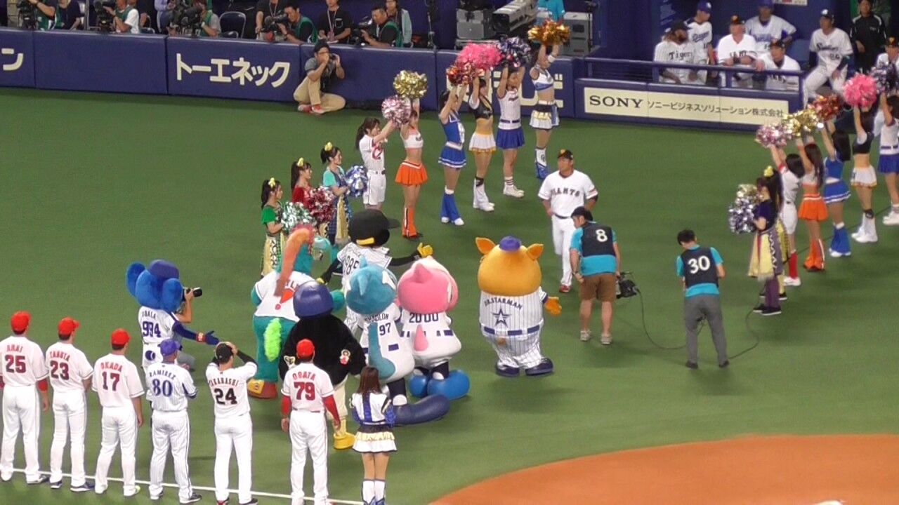 「球宴でのプレーに熱狂せよ！リクエストにより球場は大興奮」