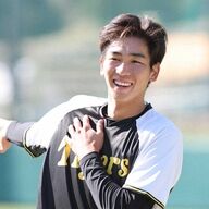 【衝撃の激変】阪神・今朝丸が初の秋季キャンプを「120%」完走！元守護神ドリスが授けた『たった1つの金言』と新魔球の正体