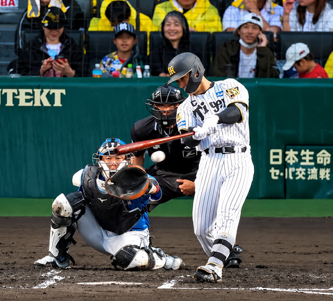 F5EFAC6D-57FE-442B-8FE0-BAD3D36DC9B1