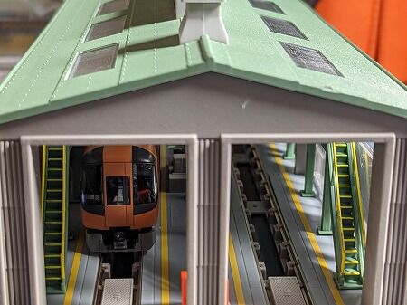 機関区レールセットで遊んでみた(3) : いすばすでんてつ