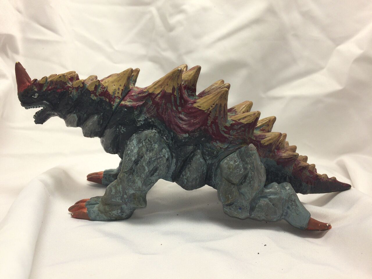 ウルトラ怪獣ソフビ　ガクマα　リペイント完成品 フィギュアカスタム_078_岩石怪獣ガクマα : 黄昏ホライズン