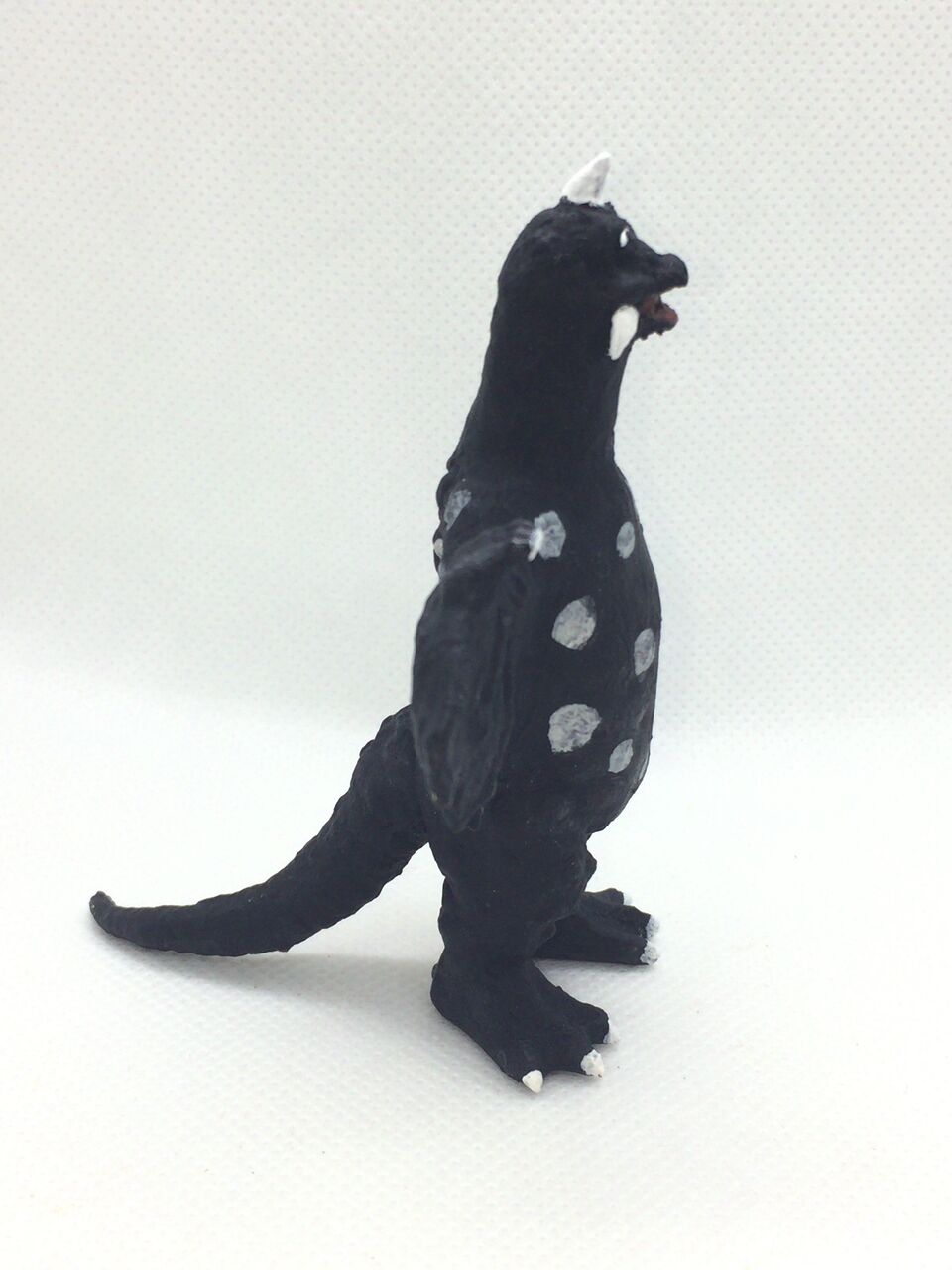 フィギュアカスタム_069_冷凍怪獣ペギラ(レッドマン風) : 黄昏ホライズン