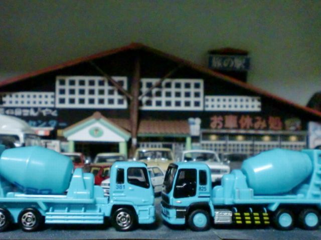 TOMICA LIMITED TL 0114 ISUZU GIGA MIXER ( UBE ) Diecast Car TOMY