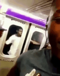 悲報 ガイジさん またも電車内で派手にやらかすwwwwwwwwwwwwwwwwwwwwwwww 板橋 北区ちゃんねる
