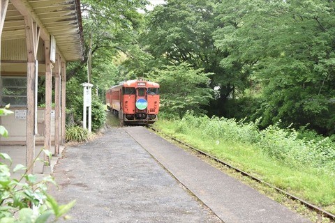 99J_3728_R