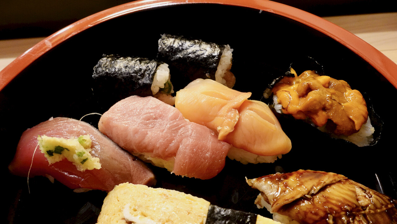 すし処六法 神田神保町一丁目 肉厚のコハダにうっとり Journaux 出挙 親力親為 すし処六法 神田神保町一丁目 肉厚のコハダにうっとり Journaux 出挙 親力親為