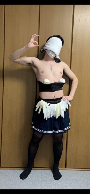 SKWSBVHl
