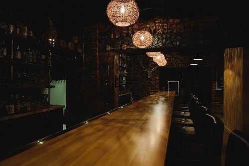 restaurant-2618315_640